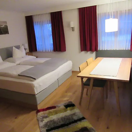Haus Waldesruh Penzion